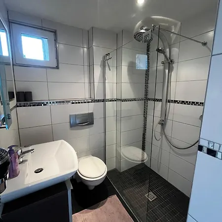 Gartenapartment In Der Altstadt Niederdorla